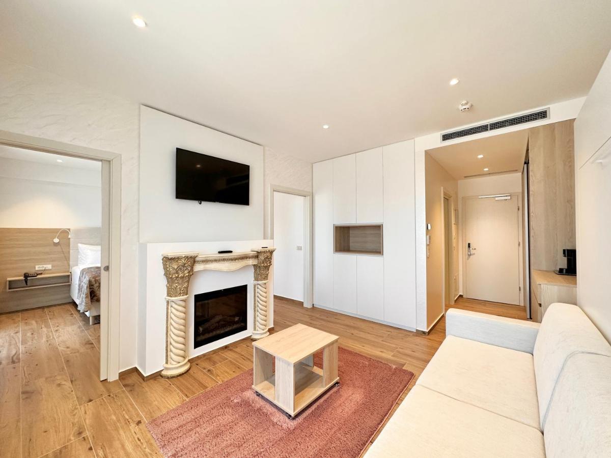 Boutique Hotel Grahor Sezana ภายนอก รูปภาพ